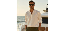 Load image into Gallery viewer, Black Square Full Rim Unisex Sunglasses by John Jacobs-220528