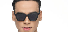 Load image into Gallery viewer, Black Wayfarer Full Rim Unisex Sunglasses by Vincent Chase Polarized-215983
