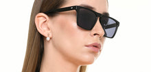 Load image into Gallery viewer, Black Wayfarer Full Rim Unisex Sunglasses by Vincent Chase Polarized-220989