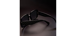 Black Wayfarer Full Rim Women Sunglasses by Vincent Chase Polarized-225714