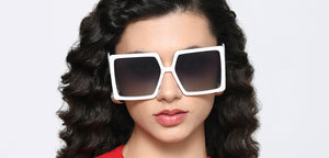 White Wayfarer Full Rim Women Sunglasses by Vincent Chase Online-217736