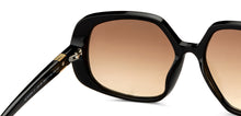 Load image into Gallery viewer, Black Wayfarer Full Rim Women Sunglasses by Vincent Chase-204195