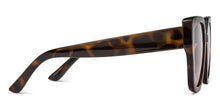 Load image into Gallery viewer, Tortoise Wayfarer Full Rim Unisex Sunglasses by Vincent Chase-208814