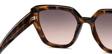Load image into Gallery viewer, Tortoise Wayfarer Full Rim Unisex Sunglasses by Vincent Chase-208814